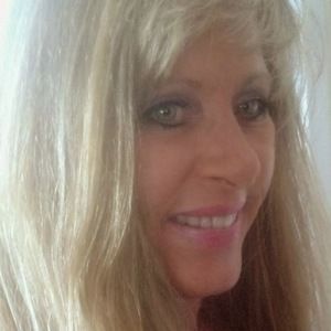 Meet your Posher, Debra